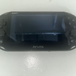 PS Vita (NO MEMORY CARD)
