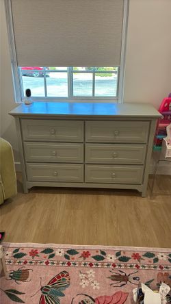 Kids Dresser With Six Drawers