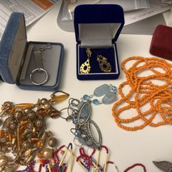 Jewelry Sale Saturday 12-2pm