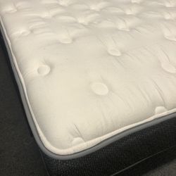 Plush Queen Mattress