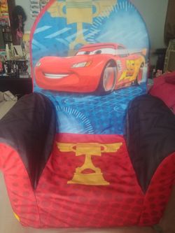 Bonito sillón de cars
