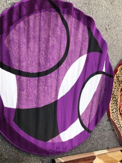 6 1/2 x 6 1/2 round rug new never used