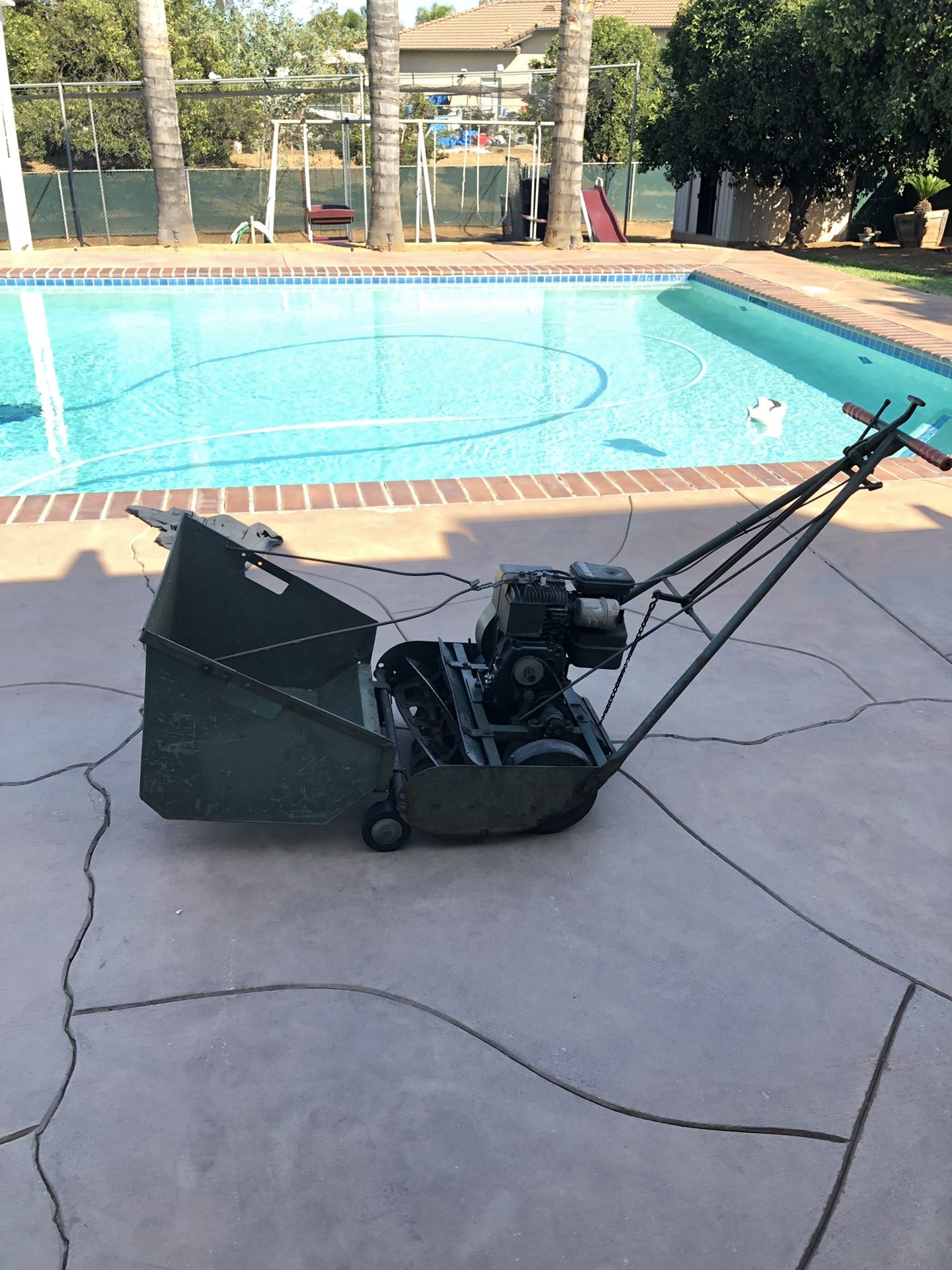 Trimmer front throw lawn mower for Sale in Riverside, CA OfferUp
