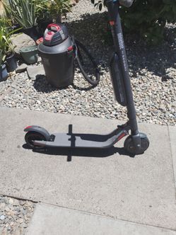 Electric scooter