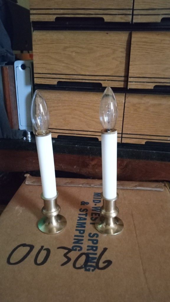 Battery Powered Lights Pair