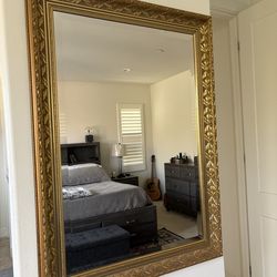 Beautiful Holly Leaf Wall Mirror