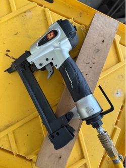 Grip Rite Pneumatic Stapler – Works Great