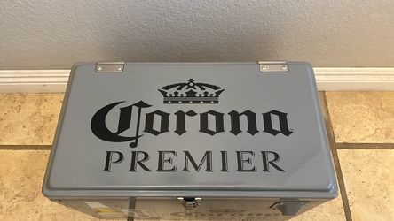 Ice chest