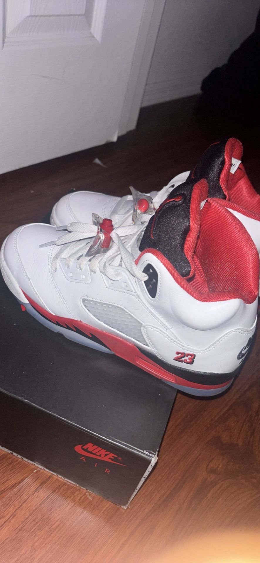 Air Jordan 5 Retro’s Women