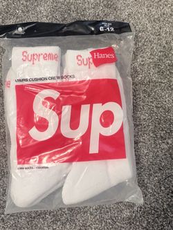 Hanes x Supreme cushioned crew socks