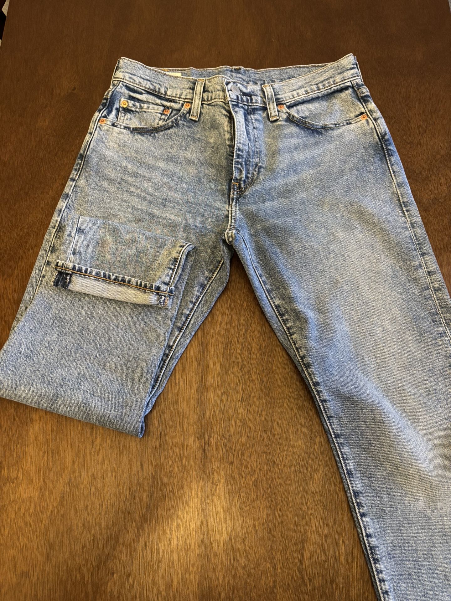 Levi’s Premium Denim Light Wash 30x30