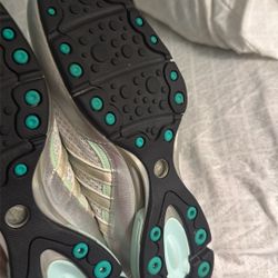 Women Adidas Never Wear Missing Straps 