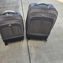 TPRC 2 Piece Luggage Set