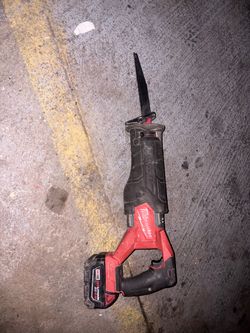 Milwaukee M18 Sawzall