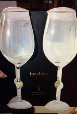 Set of 2 new wine goblets
