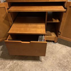 Desk compact solid