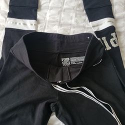 Pink  Yoga Leggings..Small 