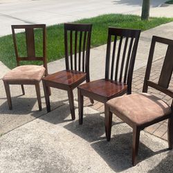 Set Of 4 Chairs