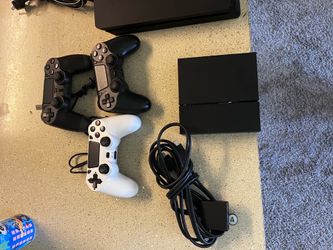 1000 GB PS4 Perfect condition