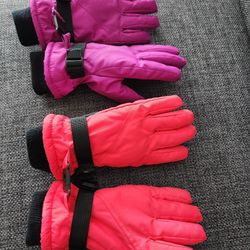 Snow gloves 