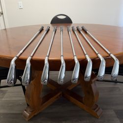 TaylorMade Rocketbladez Iron Set (4-PW, AW)