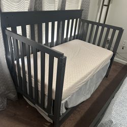 Crib With Mattress 