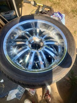 22"rims On Toyo Proxes St2 Decent Tread No Center Caps