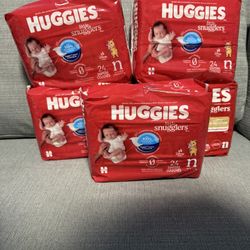 New Born Huggies 