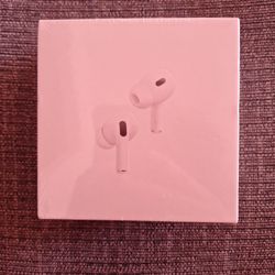 AirPods Pro (2nd Generation) With Magsafe Charging Case (USB-C)