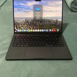 Macbook M3 Pro