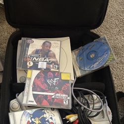 Sega Dreamcast Console And Games Lot 