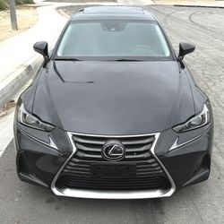 2020 Lexus IS