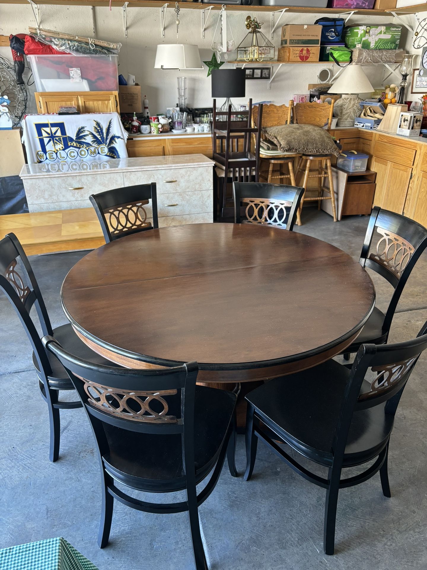 Vintage Round Table With 6 Chairs And A Leaf To Make It Longer And Oblong, Made In Italy , Real Solid Wood