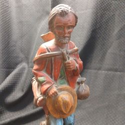 WANDERE FIGURE 14" STATUE