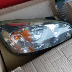 Used 04-08 Chevy Malibu Headlight 