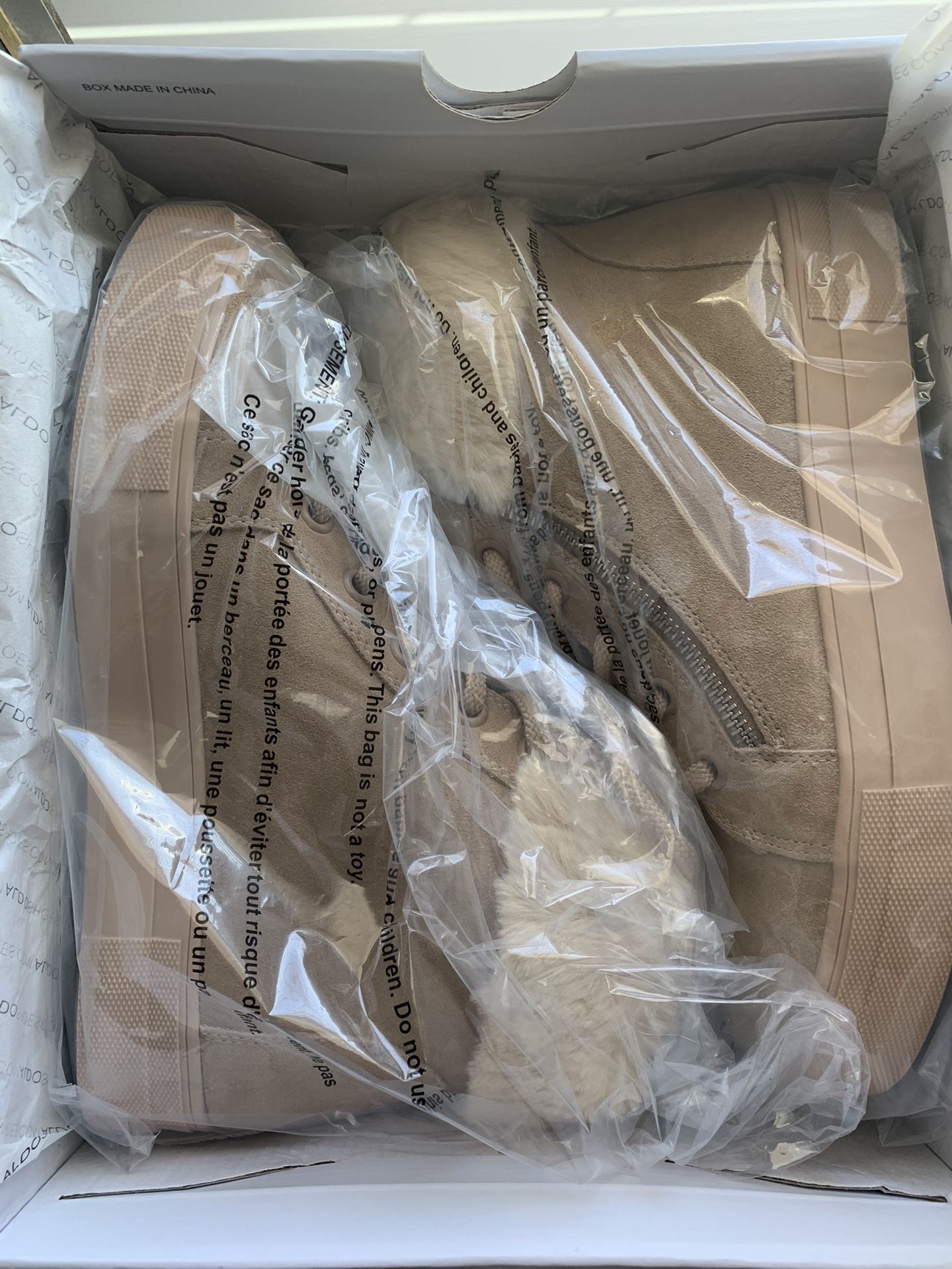 Cozy Women’s Boots From Aldo Size 9