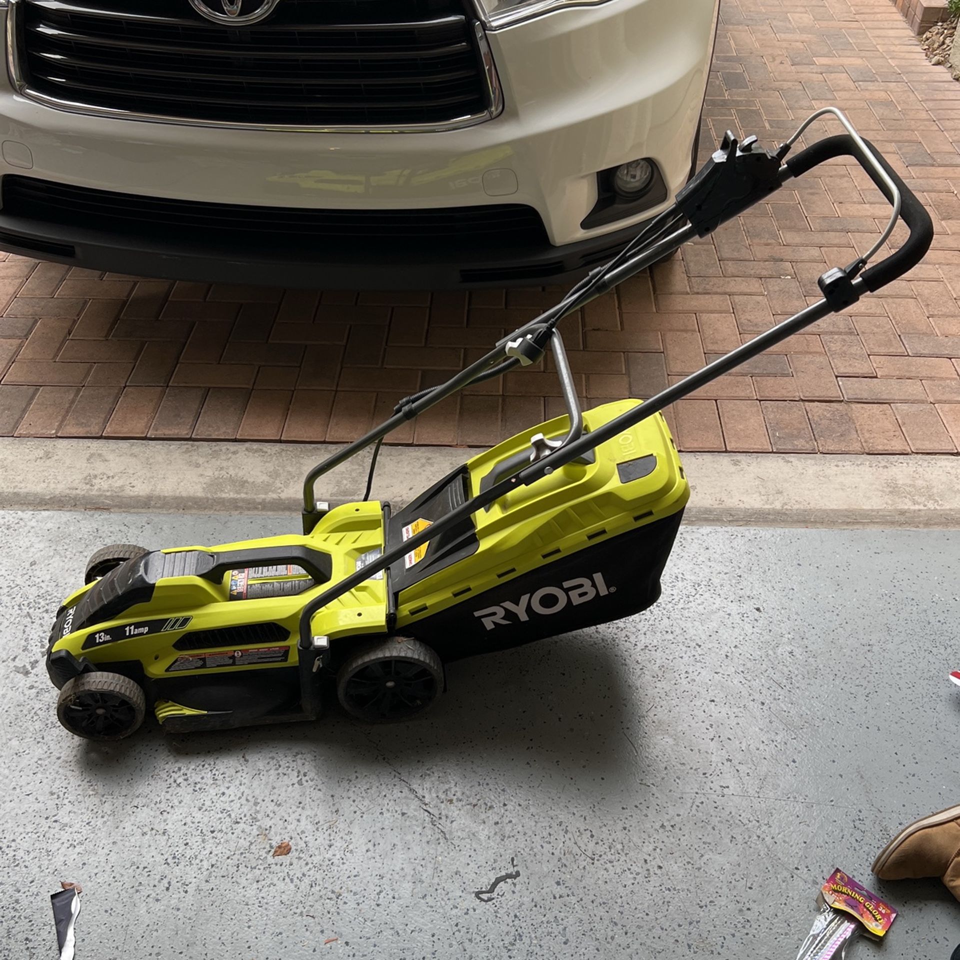 Electric Lawn Mower