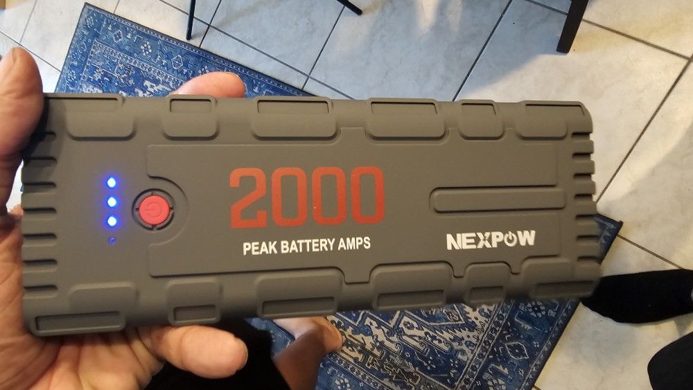 2000A Peak Car Battery Jump Starter