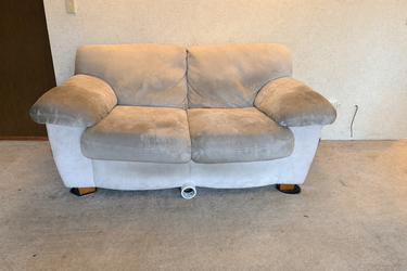 Free couch , microfiber