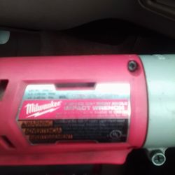 Milwaukee 2-speed 3/8" Right Angle Impact Wrench.. TOOL ONLY 