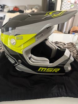 MSR SC2 Motocross Helmet small (used twice)