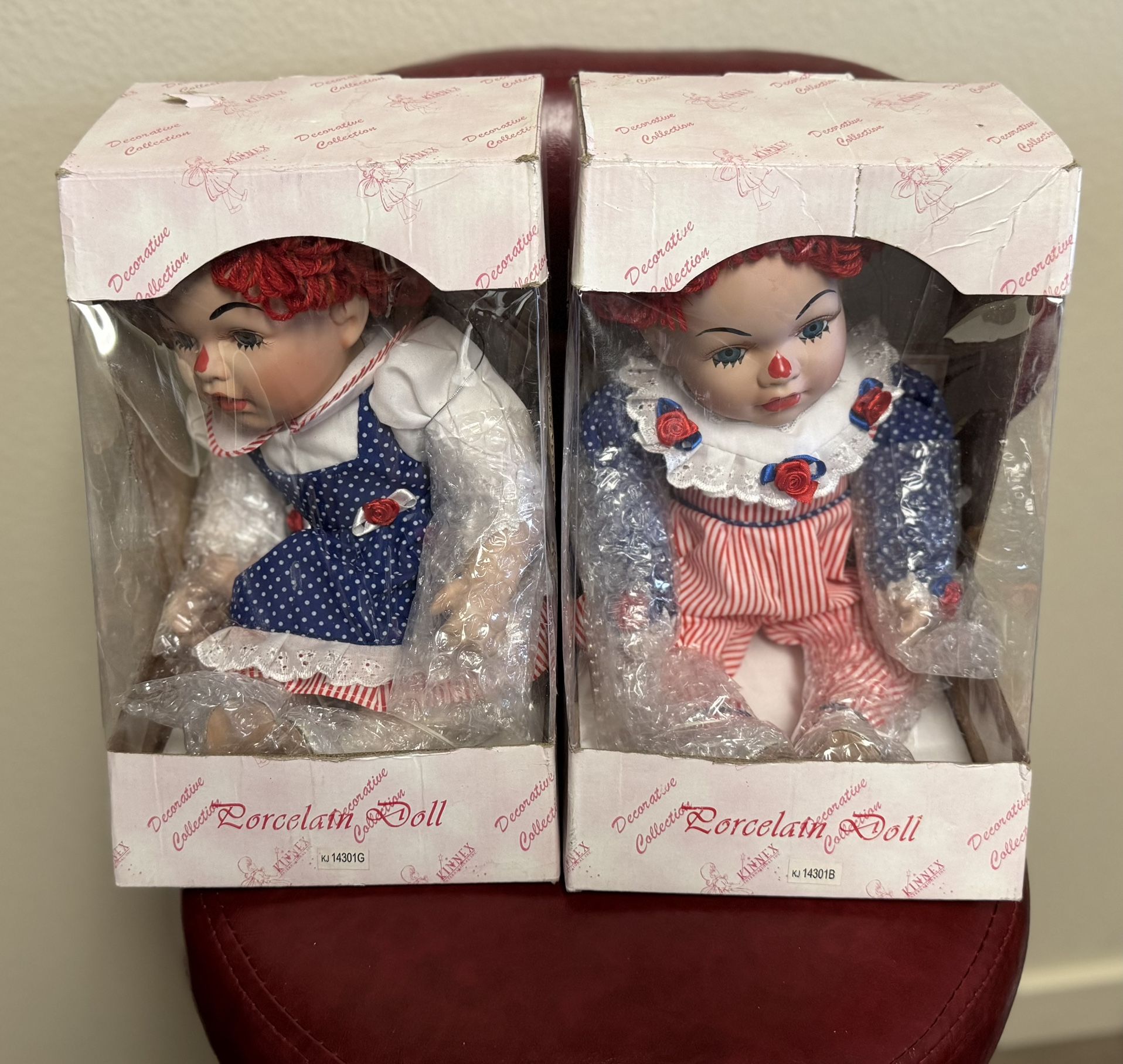 Kinnex Porcelain Clown Dolls – Set of 2 – New in Box