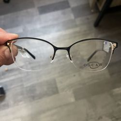 Brand New Oscar De La Renta Glasses 