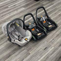 Chicco Key Git 35 Infant Car Seat w/ 2 Bases $60