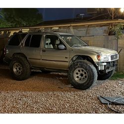 1998 Nissan Pathfinder