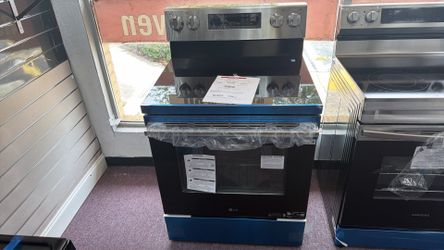 LG 30-in Glass Top 4 burners 6.3-cu ft Air Fry Convection Oven Freestanding Electric Range (Stainless Steel)
