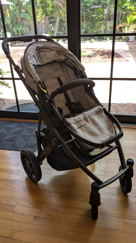 Stroller - Strong And Well Kept