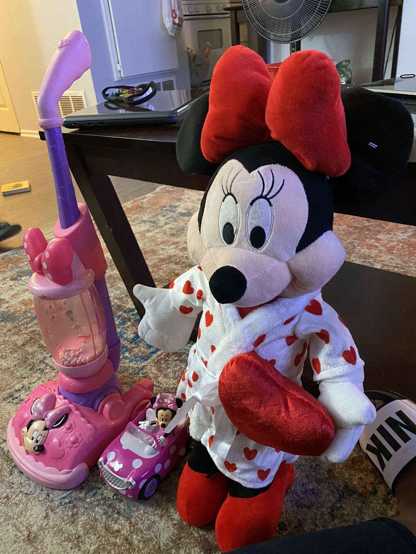 Minnie Mouse toys