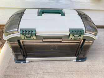 Plano 732 Large Tackle Box Fishing