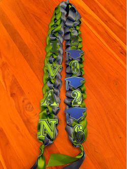 Graduation leis
